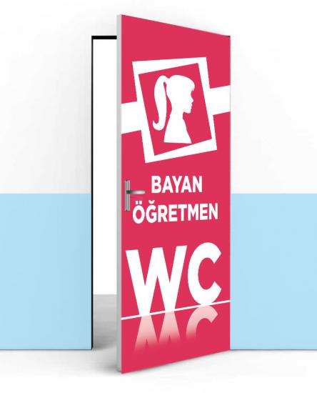 bayan öğretmen tuvalet kapı giydirme